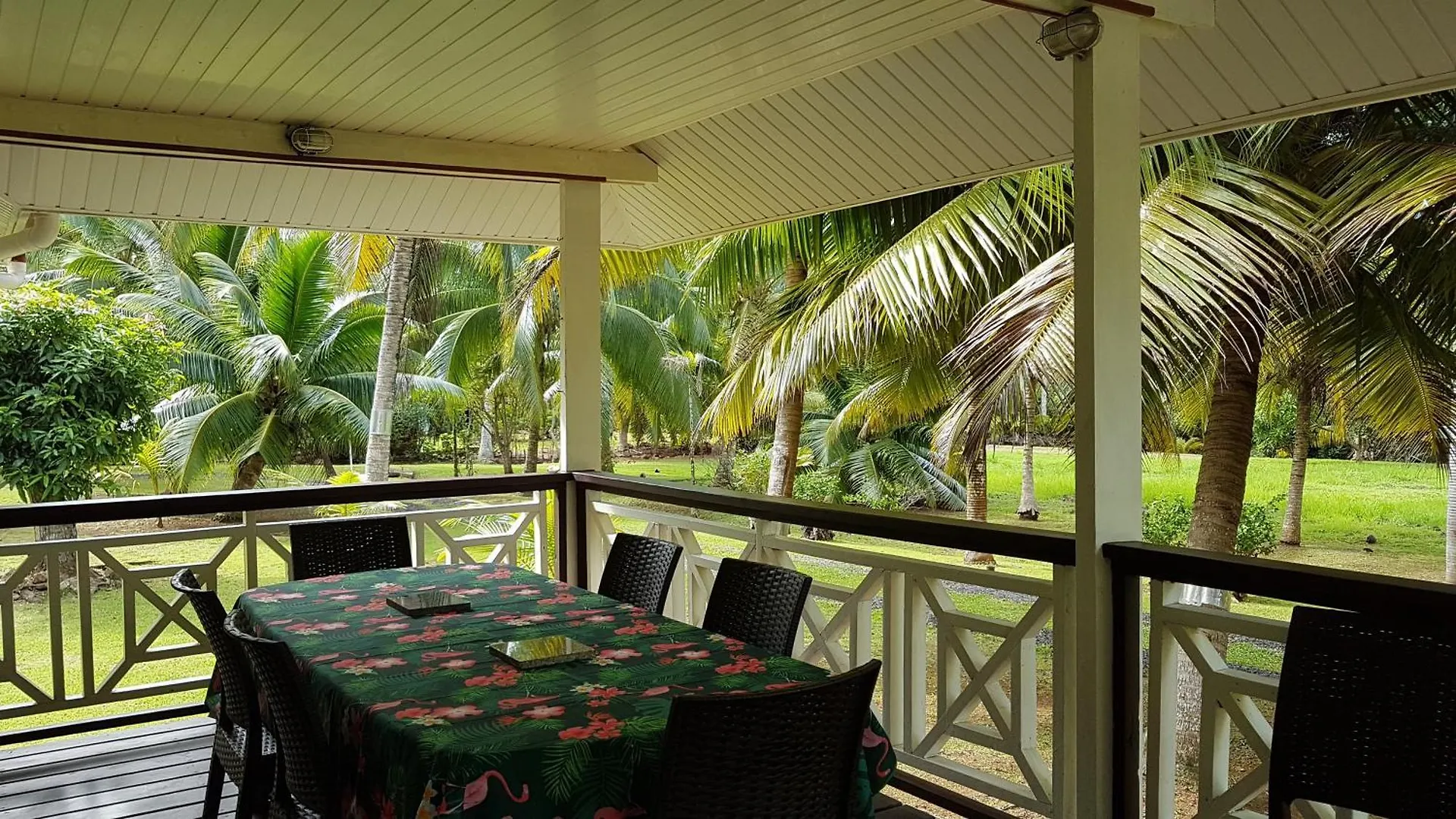 Villas Teakavehere - Fare Hibiscus Haapu